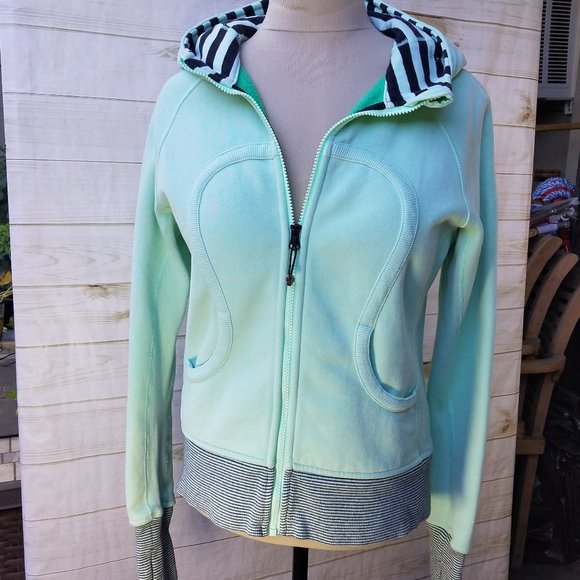 Lululemon scuba 8 mint/black cotton/spandex - Picture 1 of 8